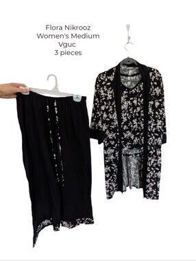 🩵 4/$20 Women's Medium Flora Nikrooz Black and White Floral 3-Piece Sleep Set